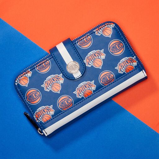 NBA New York Knicks Logo Zip Around Wallet - US 0522
