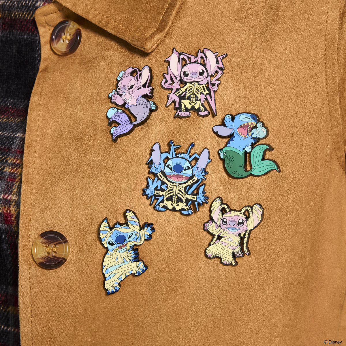Stitch & Angel Halloween Costume Mystery Box pin - US 8205